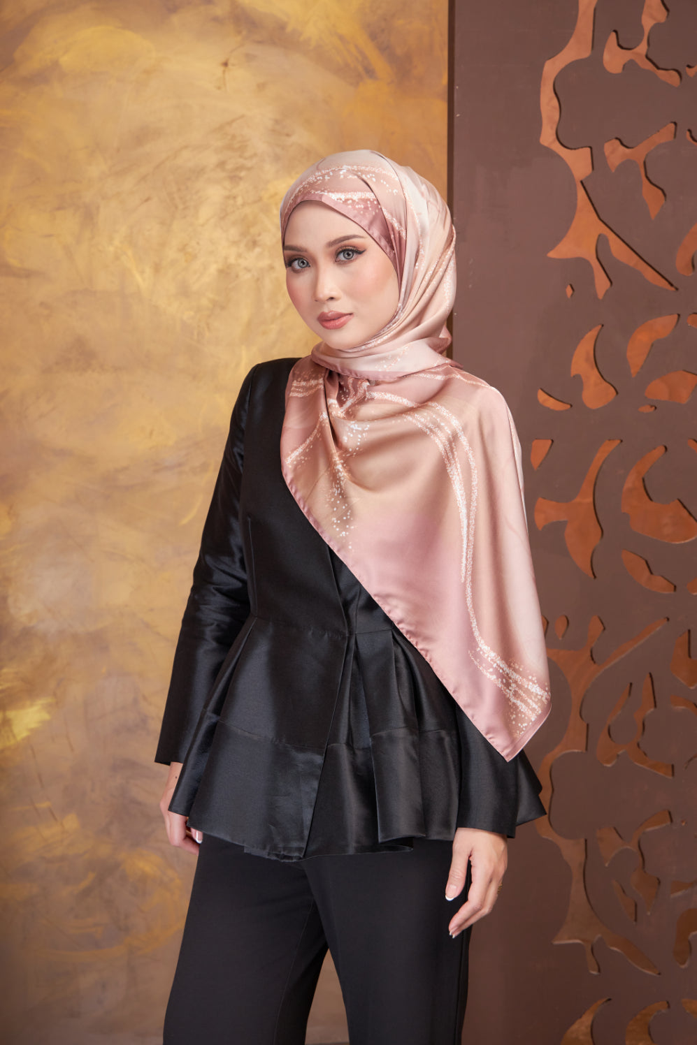 Rose Quartz (shawl)